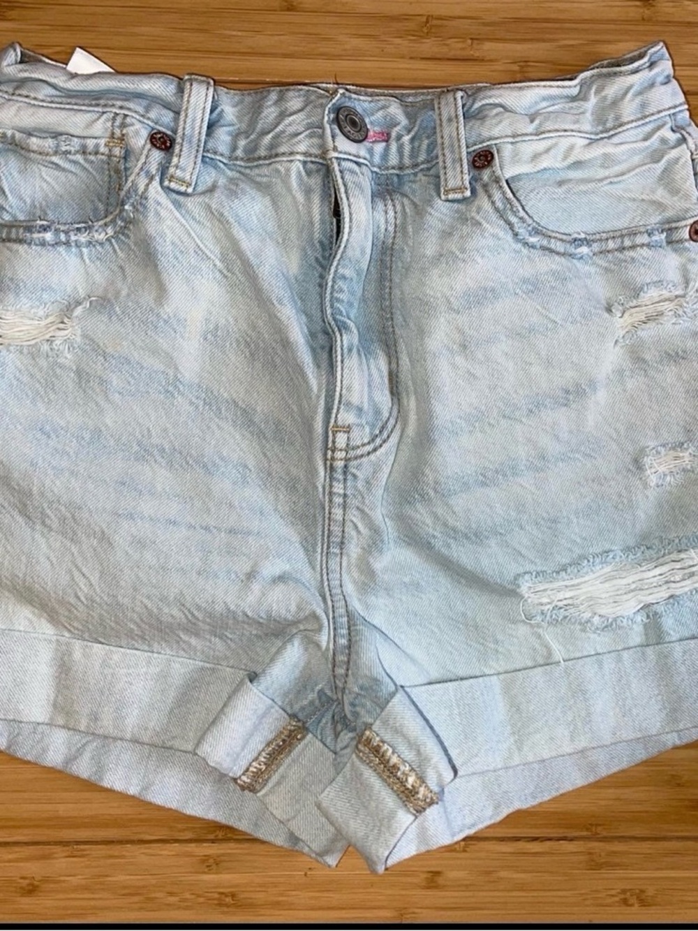 American Eagle Mom Short
